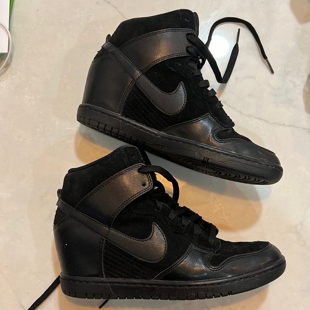 Barely Worn Nike Skyhigh Dunks